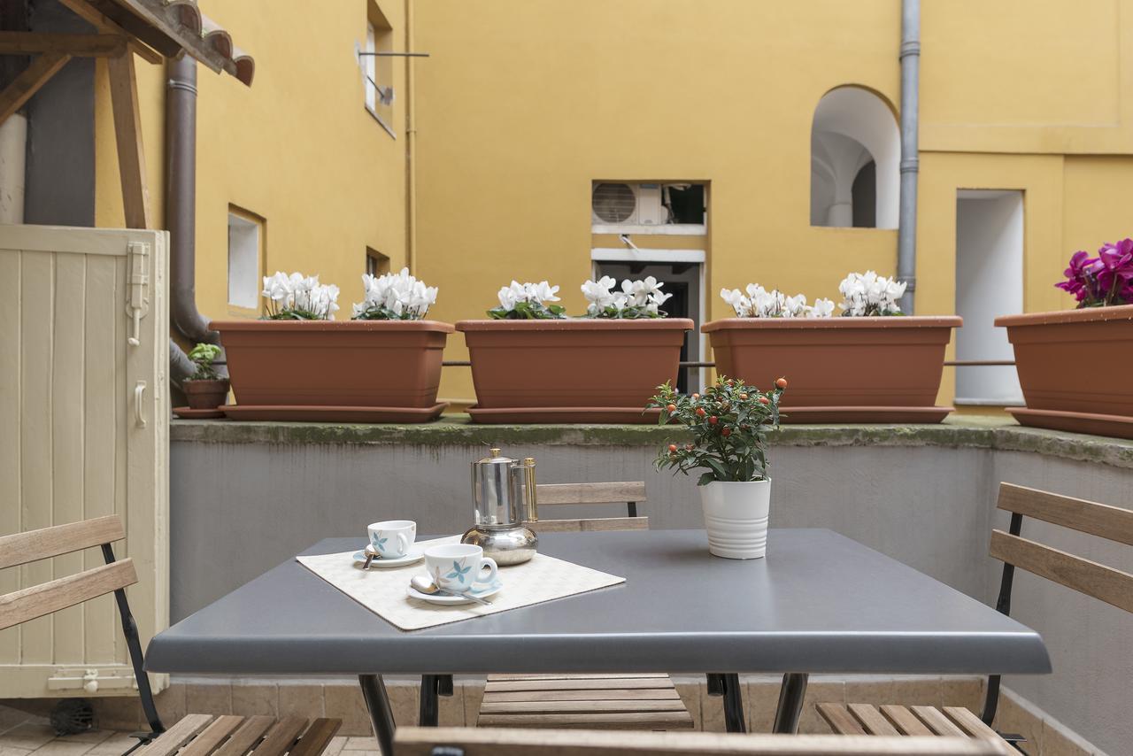 Campo De' Fiori Central Flat Рим Экстерьер фото
